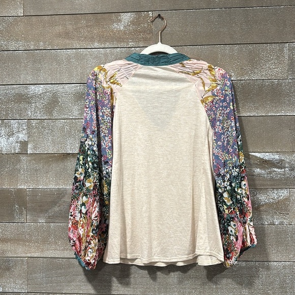 Anthropologie TINY boho multicolored floral ballon sleeved top size small - Picture 8 of 8